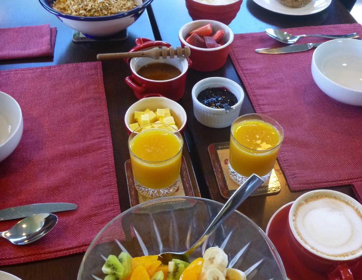 Lupin Lodge Bed & Breakfast Taupo Ngoại thất bức ảnh